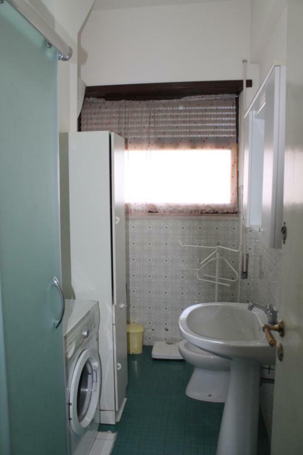 Ferienwohnung Casa Al Mare Torvaianica Exterior foto