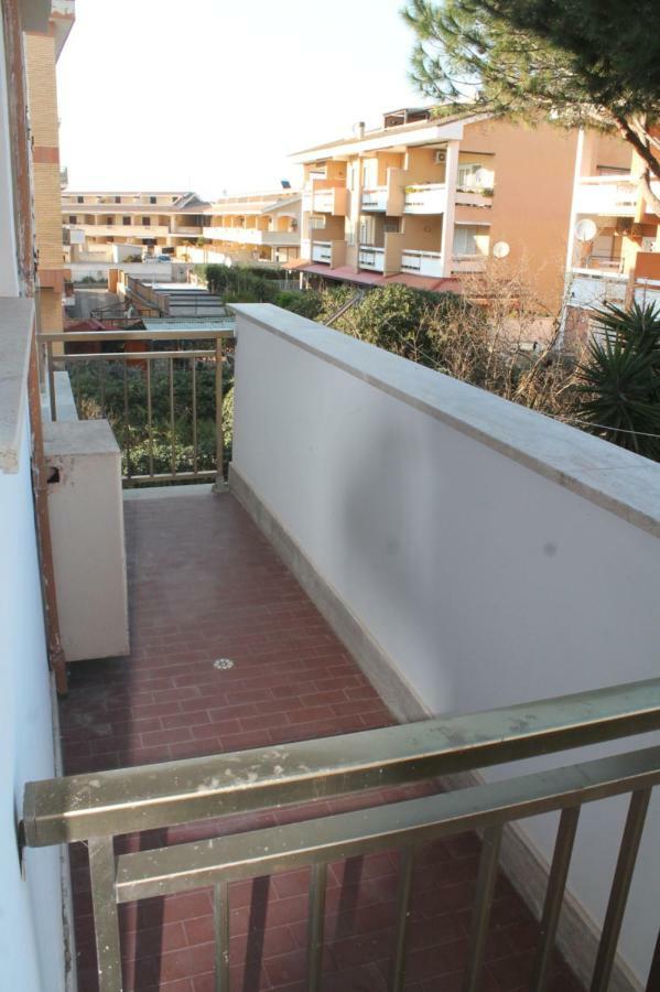 Ferienwohnung Casa Al Mare Torvaianica Exterior foto